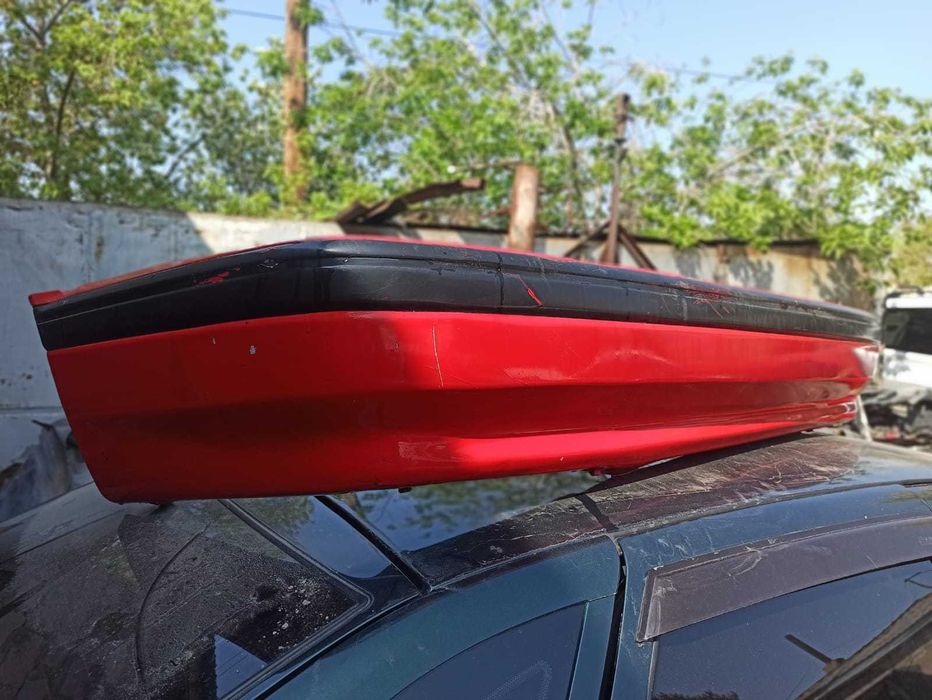 Продам запчасти на Mazda 626