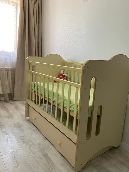 Продам манеж в отличном состоянии