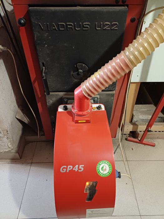 Котел Виадрус с пелетна горелка