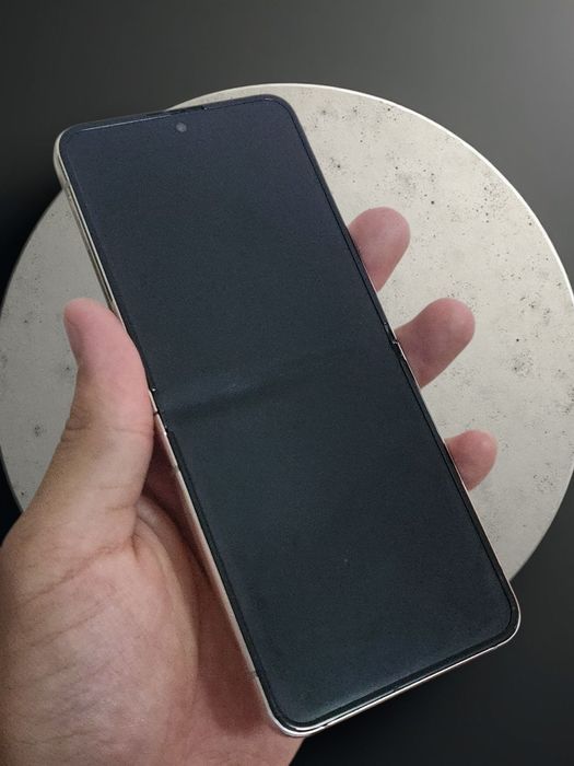 Samsung Z flip 5 512gb
