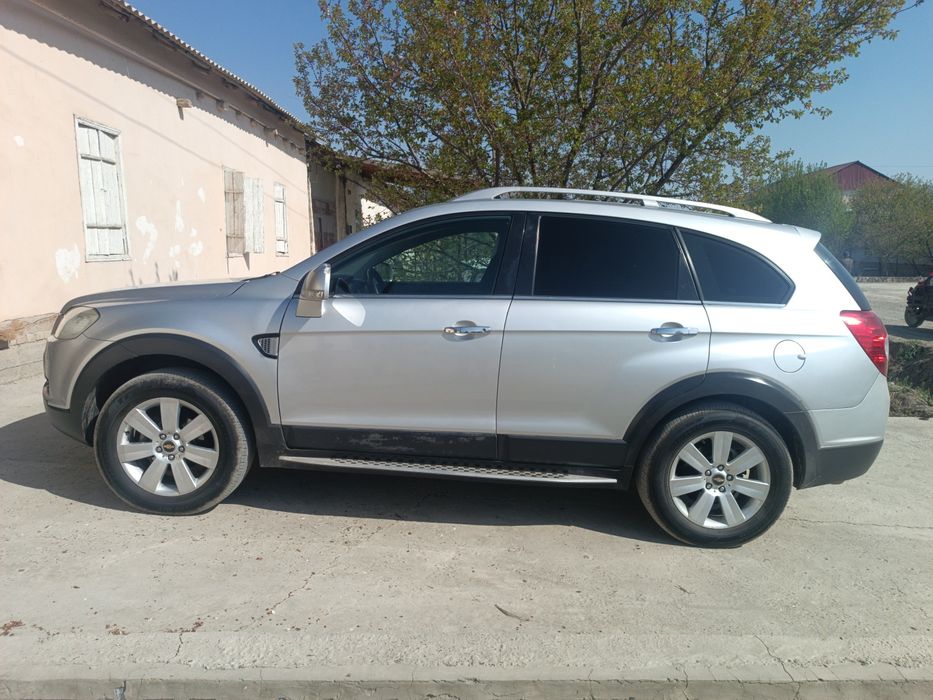 Srochno sotiladi Captiva 1 avtomat