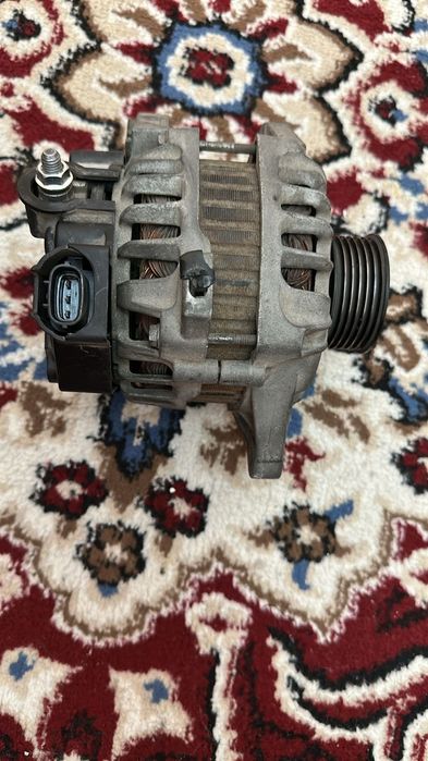 Продаю генератор хундай