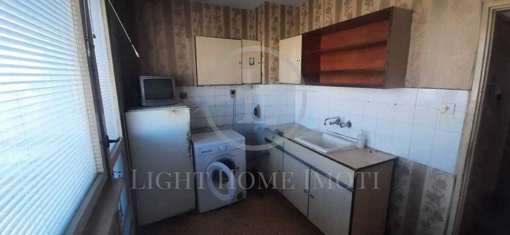 Продава се Двустаен апартамент в Пловдив, Изгрев - 62 кв.м за 968 €/кв.м - Снимка #2