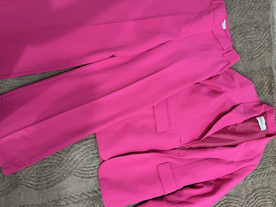 Продаю вещи в идеальном состоянии ,