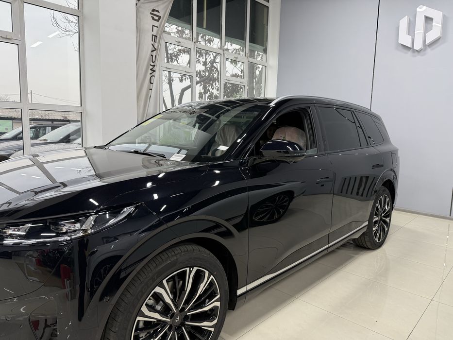 Dongfeng EP008 restayling parog bonusiga