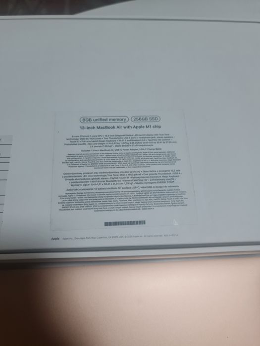 Macbook Air m1 лаптоп