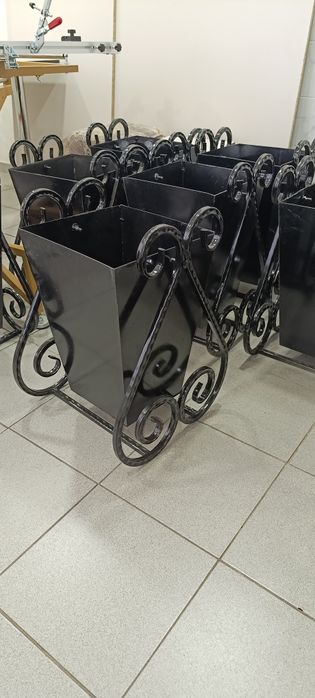 Урна кованая. Продам.