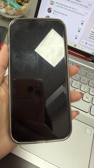 Продам Айфон 15 про,айфон 11