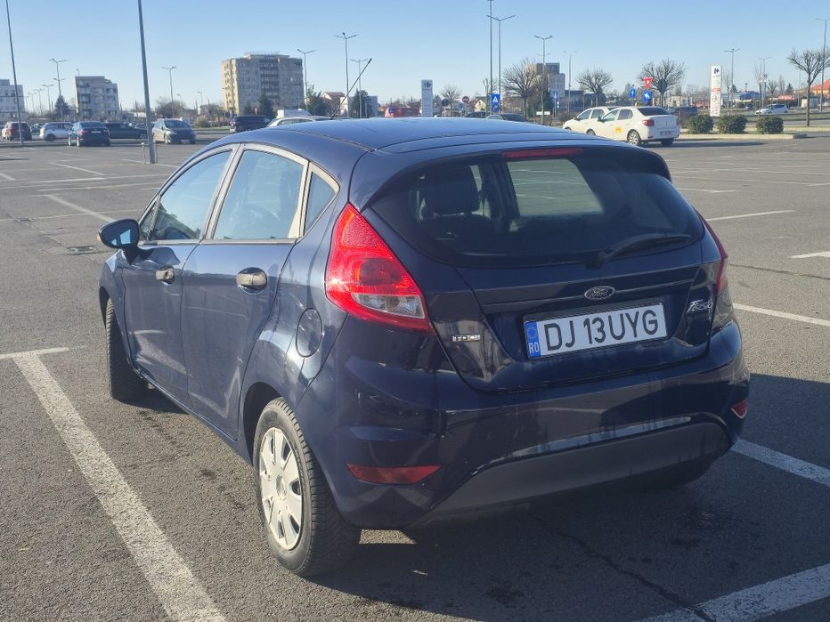 Ford Fiesta hatchback 1.4tdci an 2009 stare f bună  proprietar