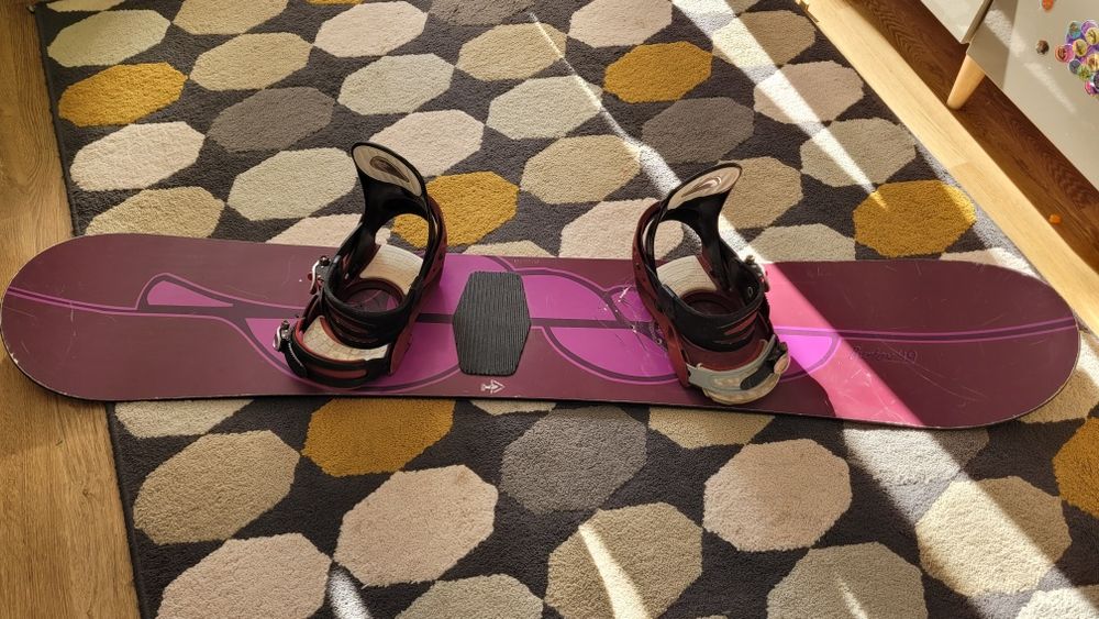 Placa snowboard Burton 149 cu legături Buron