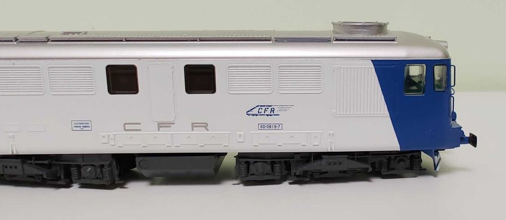Locomotiva diesel 060 DA CFR Calatori HGD 13000 H0 1:87 analog