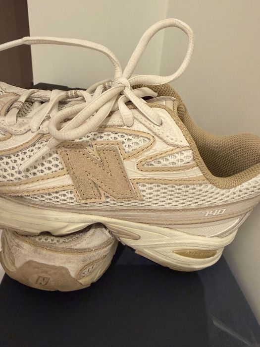 New Balance Обувки Бежови