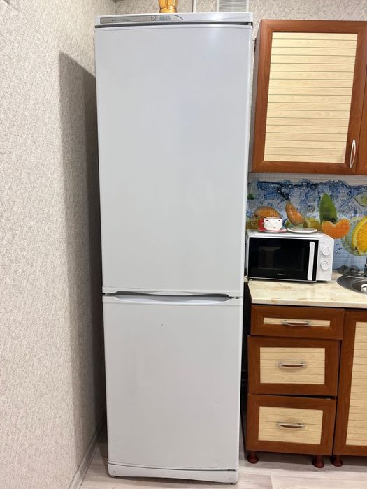 Продам холодильник б/у в хорошем состоянии