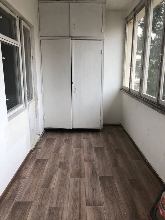 Массив Куйлюк-4, 2/2/4 рядом метро, развитая инфраструктура.