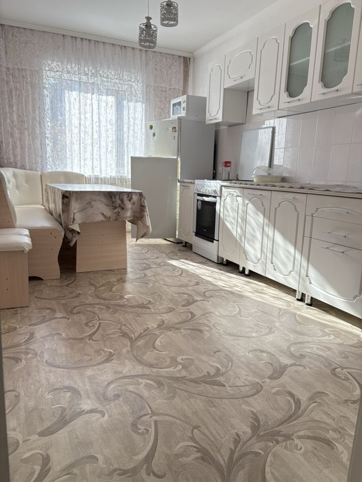 Сдаю 3 комнатную квартиру