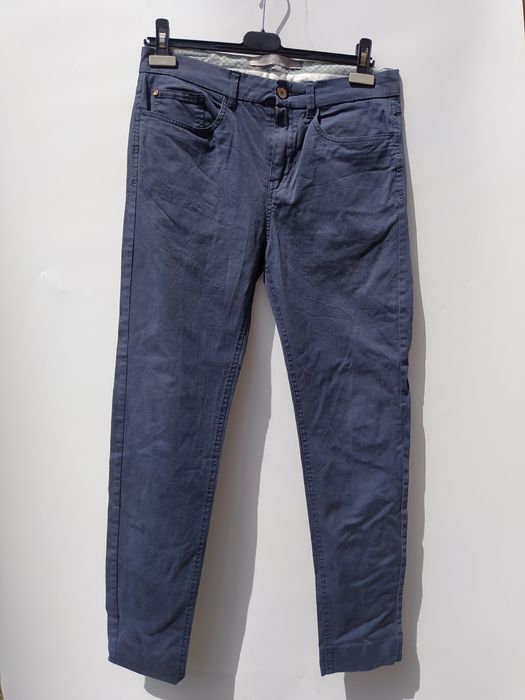 Pantaloni marca Zara