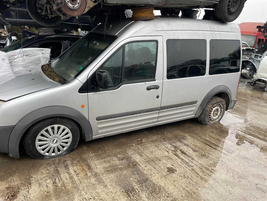 ford connect 1.8 tdci теглич на части форд кънект