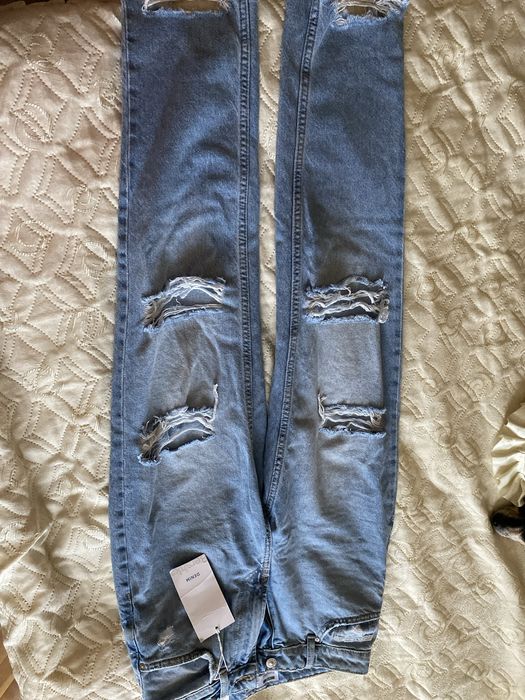 Дънки Bershka  чисто нови