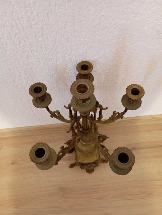 Комплект от два много големи масивни бронзови свещника - свещник