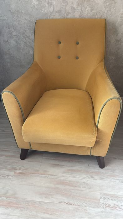 Кресла в отличномсостоянии