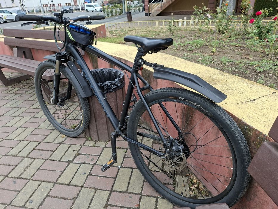 Bicicleta carrera roți 27.5