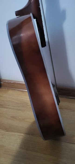 Гитара(акустическая)