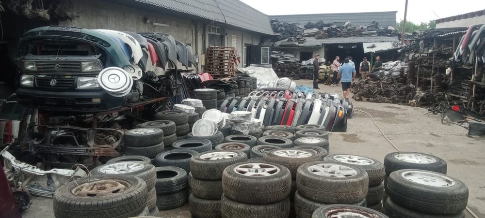 Авто разбор Ауди С4.