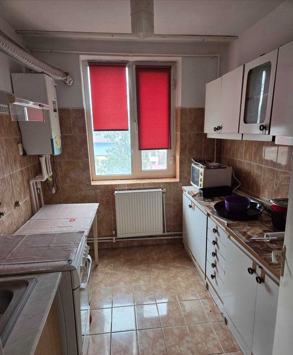 Apartament cu 3 camere de vânzare în Medgidia