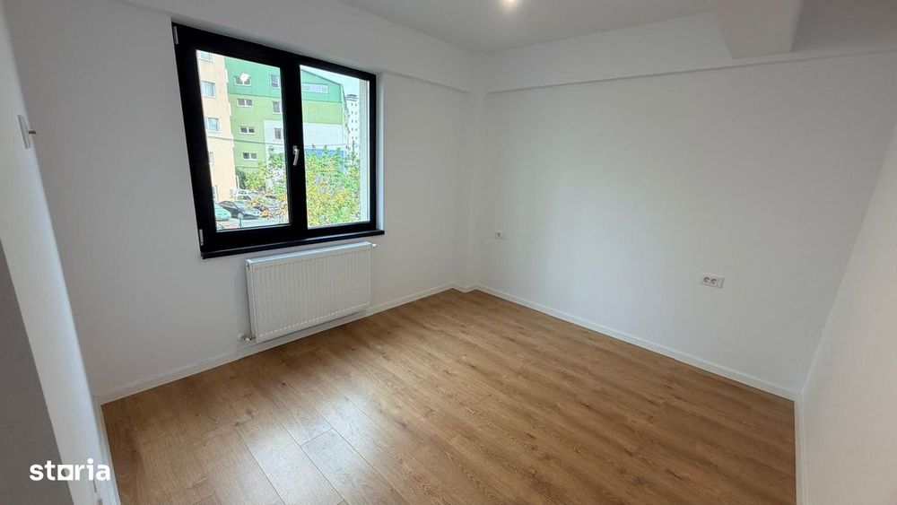 Apartament 3 camere de vanzare Pacurari