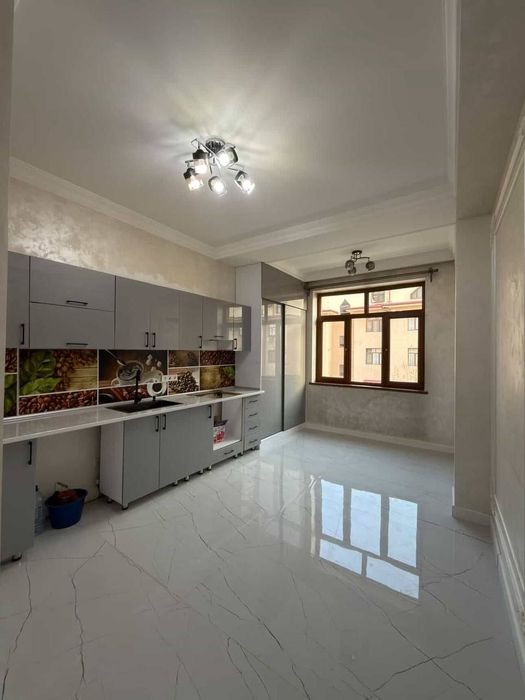 Юнусабад 18 квартал 3/3/9 (90²) продаётся новостройка