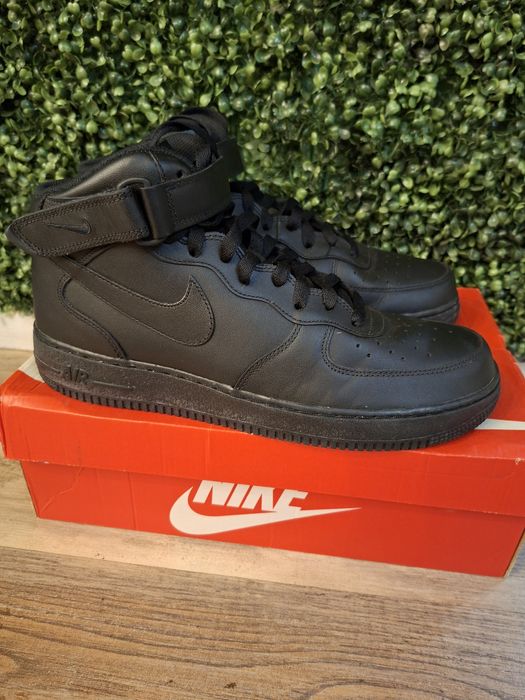 Nike сникърси Nike Air Force 1 Mid'07
Сникърси Air Force 1 Mid '07
