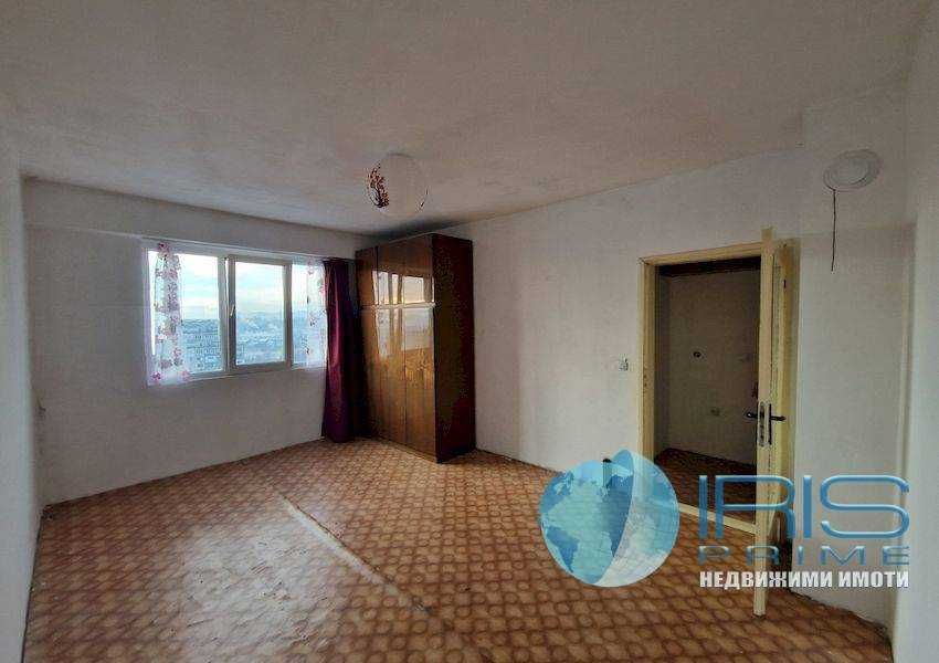 Продава се Едностаен апартамент в Шумен, Тракия - 38 кв.м за 1329 €/кв.м - Снимка #1