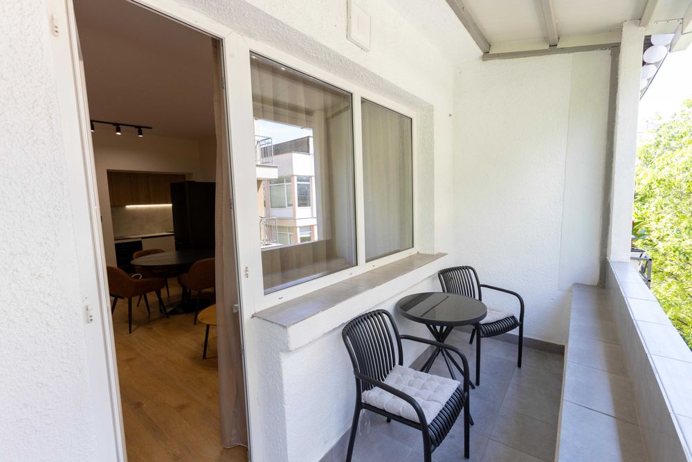 Продава се Тристаен апартамент в Бургас, Център - 68 кв.м за 2924 €/кв.м - Снимка #5