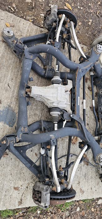 Etrieri spate  /fata audi Q7 4L 3.0tdi 245cp Crc