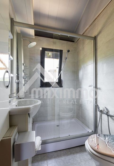 Продава се Къща в к.к. Златни пясъци - 370 кв.м за 1068 €/кв.м - Снимка #11