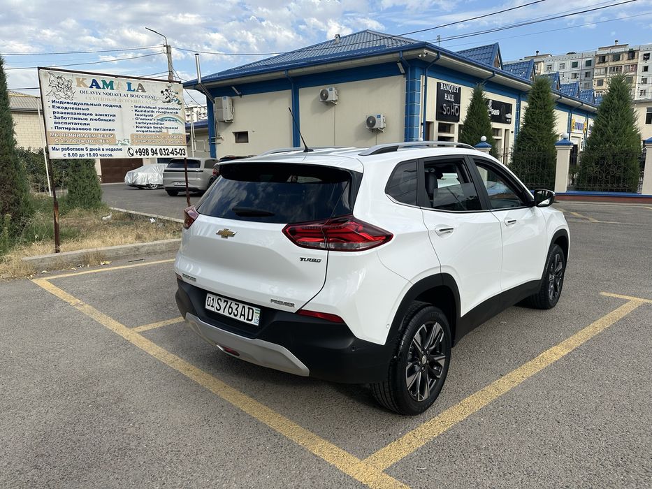 Tracker 2 premier plus 2025