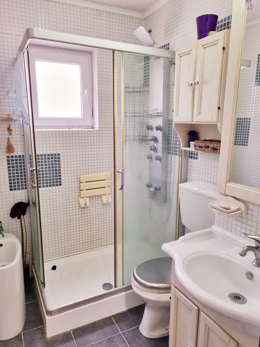 Vând apartament 2 camere Titan