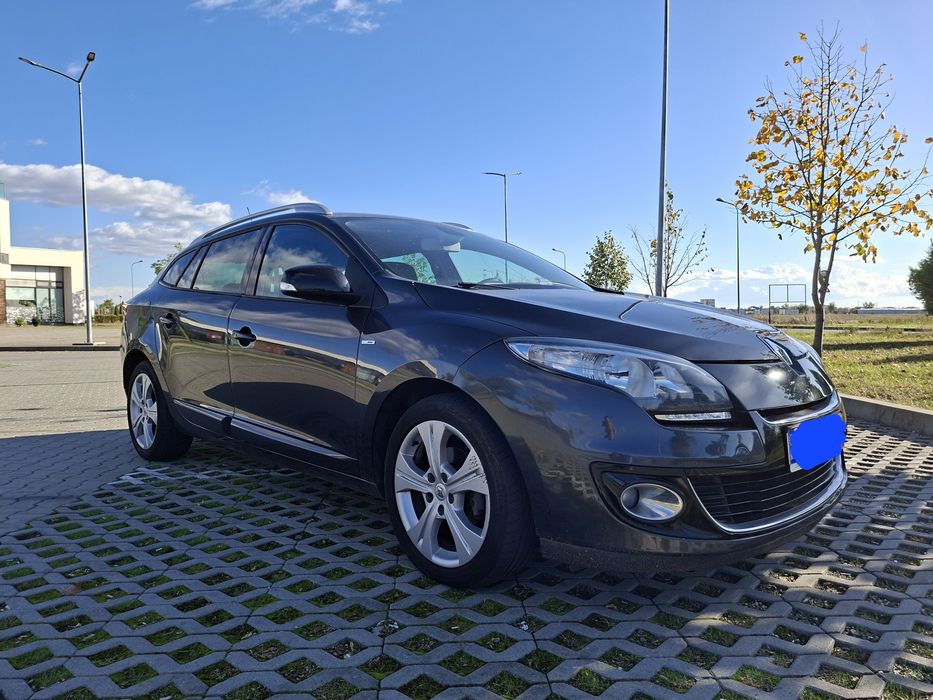 RENAULT Megane