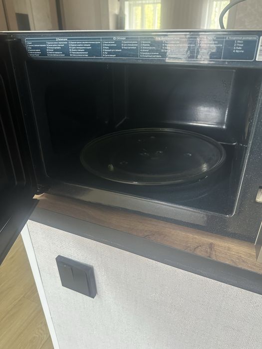 Продам миероволновую печь samsung