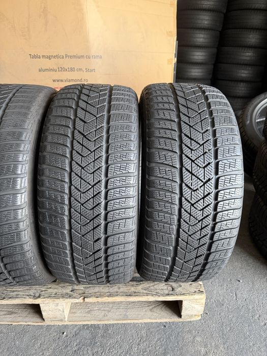 4 anvelope iarna 235/40/19 Pirelli  T0 echipare Tesla!