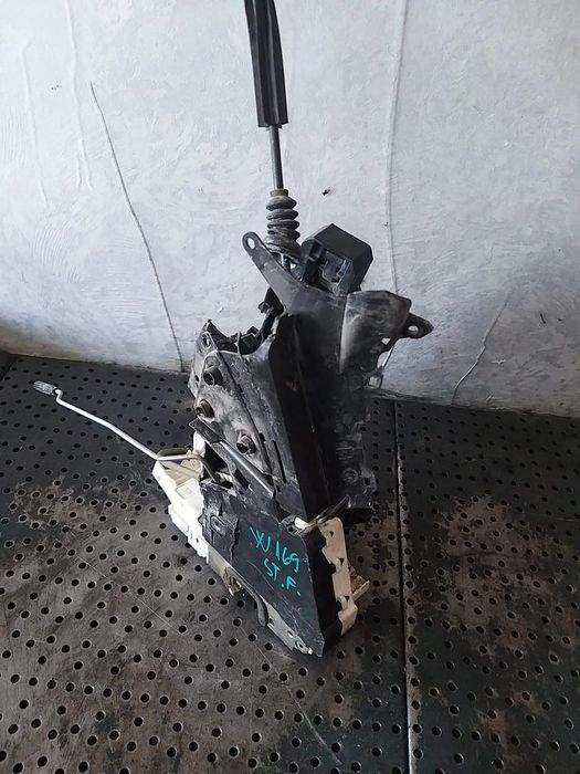 Maner broasca stanga fata mercedes a class w169 1697202535q21