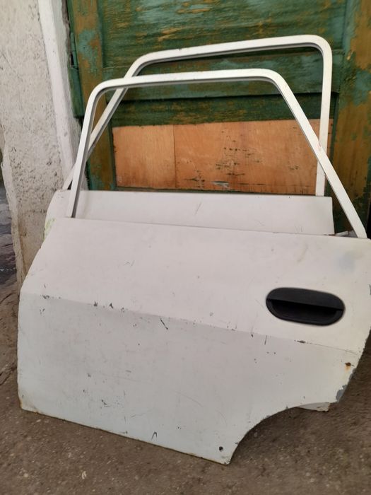 Usi dacia  1310 berlina break CN4