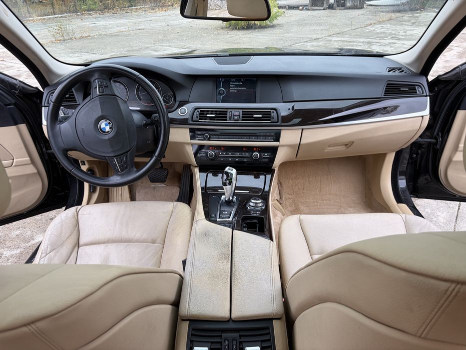 BMW 528i F10 2011