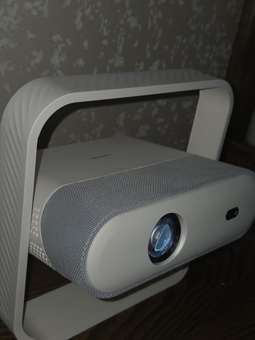 Отличный проектор Lenovo + приставка Xiomi 4k stick 2nd gen