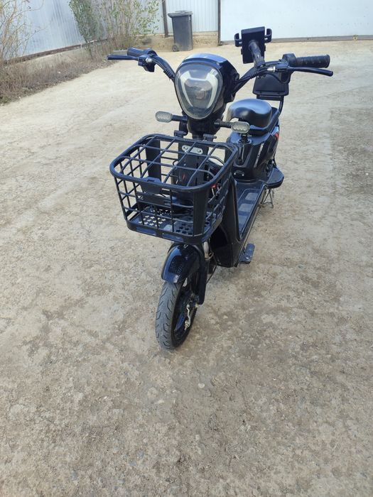 электроскутер ск8