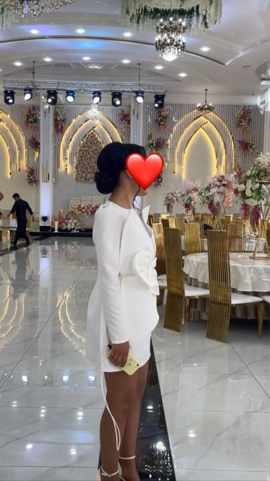 Белый платье продаю