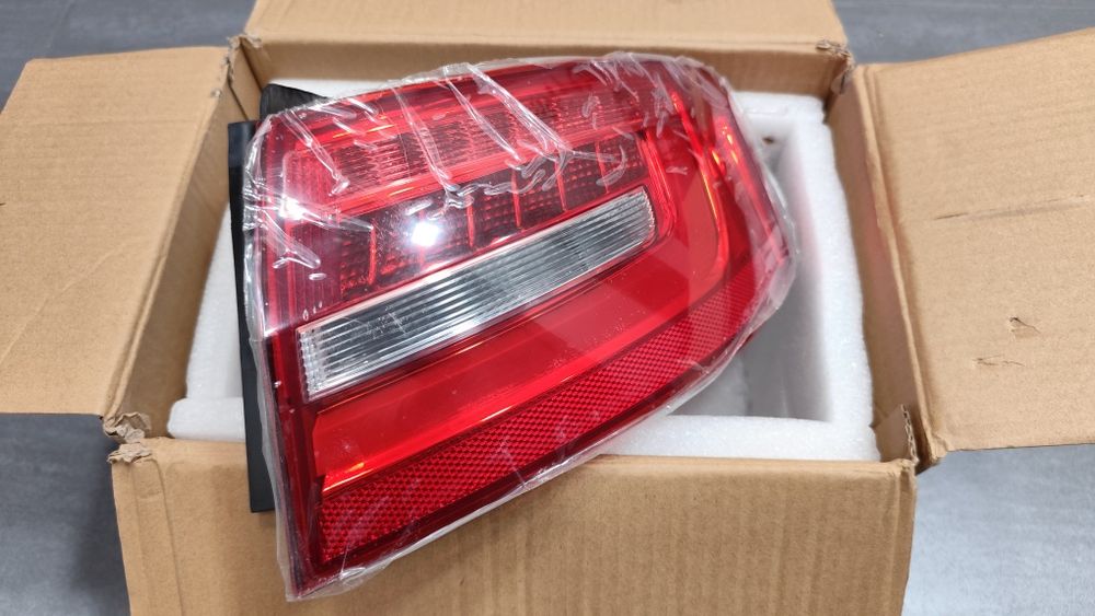 Стоп / Мигач / Ауди А4 / Audi A4 2013 / 2016