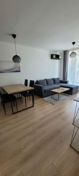 Двустаен апартамент в ж.к. Дружба 1.