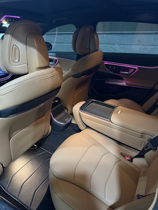 Mercedes Benz E350 EL