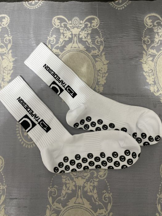 Продам тренировочные носки (нескользящие)